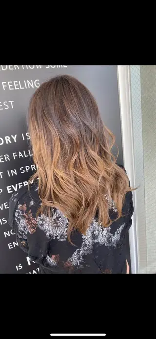 カラー 顔まわりの神様✨ 透明感カラー藤嶋秀幸のヘアスタイル