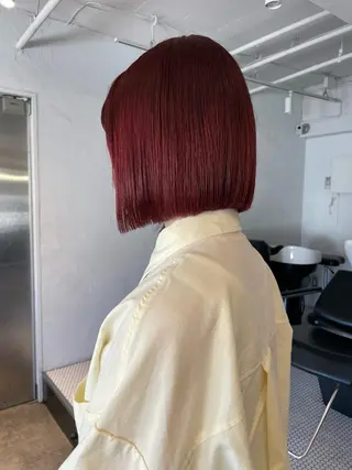 ショート カラー 安永 来未のヘアスタイル