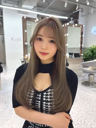 ロング カラー yui🎀ブリーチ なしベージュ／博多のヘアスタイル