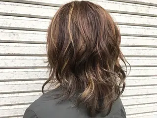 セミロング カラー YAP！HAIR トコツメアヤノのヘアスタイル