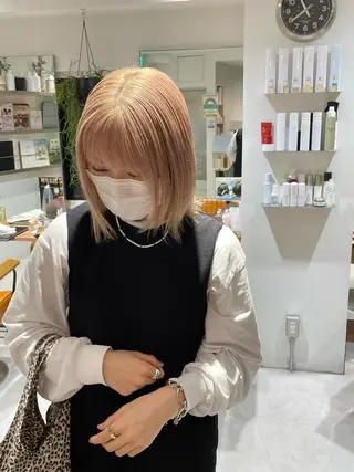 カラー 透明感ブリーチ ハイトーンウエダのヘアスタイル