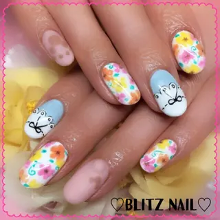 ネイル BLITZ Nail 岩田💅🏻✨のネイルデザイン