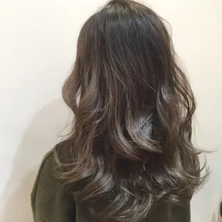 ミディアム カラー ハイトーン×髪質改善 KENTAのヘアスタイル