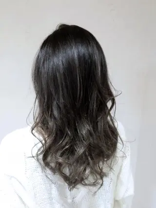 セミロング カラー パーマ ヘアアレンジ メンズ キッズ ネイル マツエク・マツパ バレイヤージュ/ 髪質改善/渡邉悟🌱のヘアスタイル