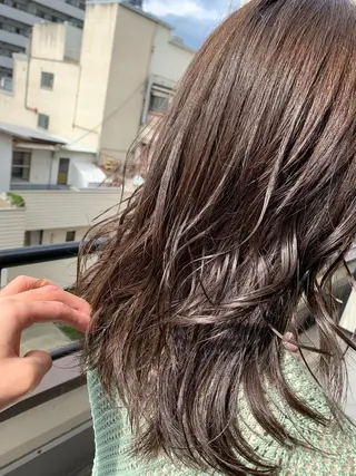 ミディアム カラー パーマ ヘアアレンジ メンズ キッズ ネイル マツエク・マツパ 切りっぱなしヘアボブ ミディアムヘアRYOのヘアスタイル