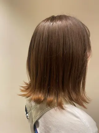 ミディアム 神谷 亜結美のヘアスタイル