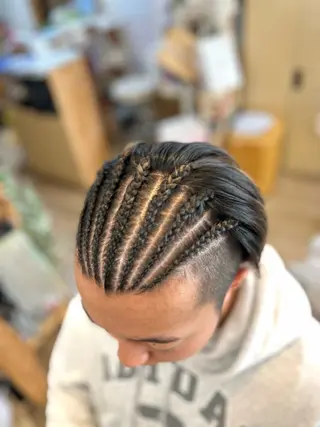 ヘアアレンジ AYA/ヘアセット/ メンズ/コーンロウのヘアスタイル