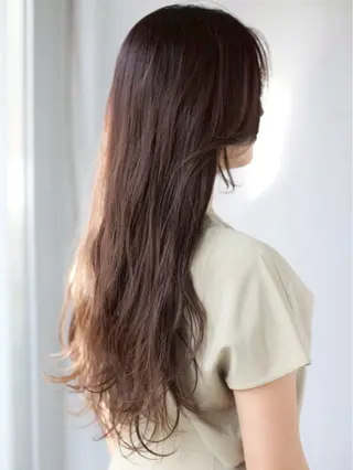 ロング カラー 中西 美聖のヘアスタイル