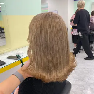 セミロング カラー ヘアアレンジ mai🍑暖色カラー /レイヤー💖のヘアスタイル