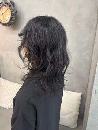 ミディアム BELO 愛未のヘアスタイル