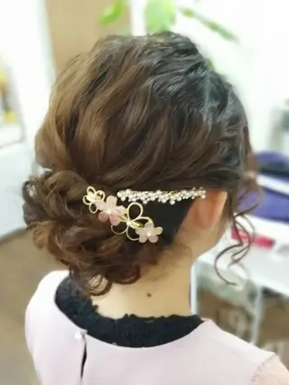 セミロング ヘアアレンジ Rêve なかやまのヘアスタイル