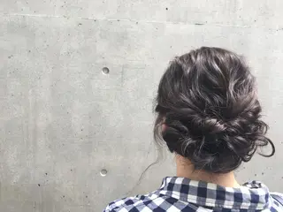 カラー 池本 弥桜のヘアスタイル