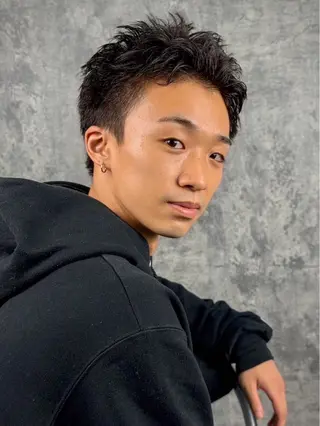 ショート カラー パーマ メンズ 武井 凌のヘアスタイル