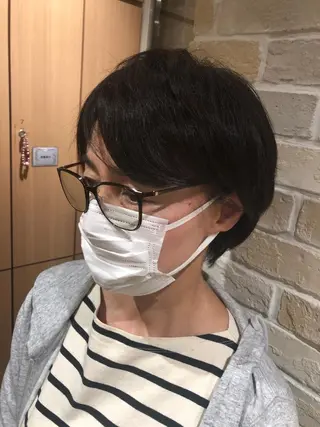 ショート ⬛️⬜️髪質改善⬛️ ⬜️藤川慎太郎のヘアスタイル