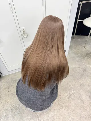 ロング ✨ブリーチ/顔周り レイヤー¦YUKA✨のヘアスタイル