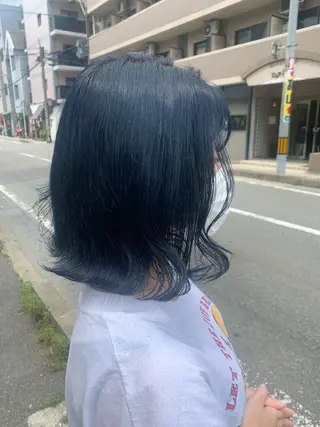 ミディアム SEAM アキホのヘアスタイル