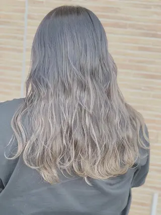 ロング メンズスタイル バレイヤージュ　齋藤のヘアスタイル