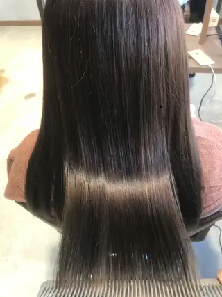 ロング ブリーチカラー☆ 再生トリートメントのヘアスタイル