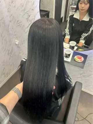カラー ⋆✦ Leon カット¥1100のヘアスタイル