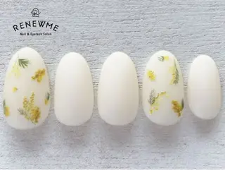 ネイル RENEWME 吉田のネイルデザイン