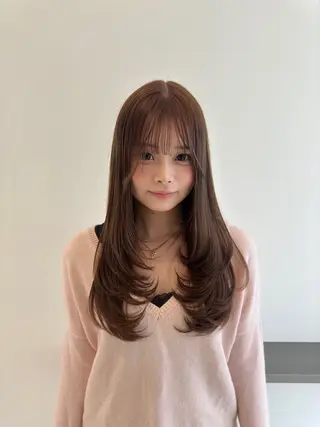 ロング カラー 🌼動き×透明感🩵 ハイトーン/ナナのヘアスタイル