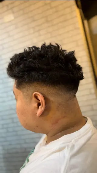 ショート パーマ メンズ 海外風メンズ🇺🇸 💈N.Yuto💈のヘアスタイル