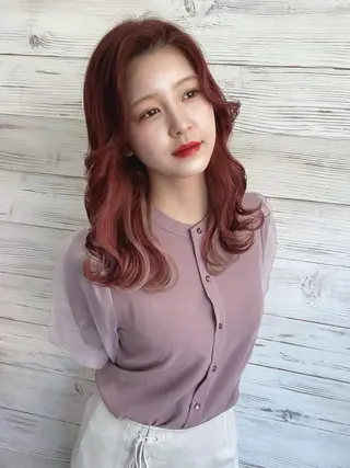 セミロング カラー ヘアアレンジ LAVENDIA 初音のヘアスタイル