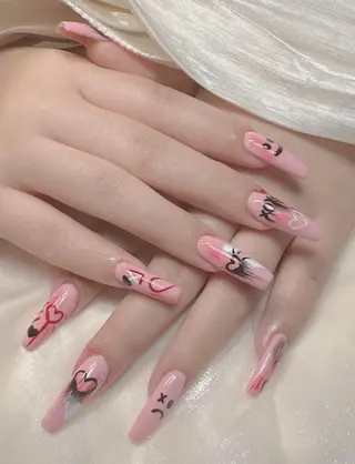 ネイル VIVIAN リサのネイルデザイン