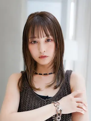 ミディアム カラー Geeks 渋谷所属・Morishita Miyuのヘアスタイル