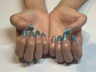 ネイル 関野 彩加のネイルデザイン