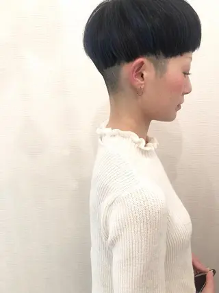 ショート カラー 平川 友希子のヘアスタイル