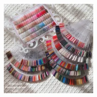 ミディアム ネイル 👑enen style👑のネイルデザイン