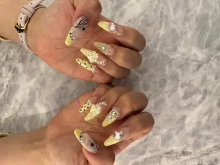 ネイル Natsumi💎 堺筋本町ネイルサロンのネイルデザイン
