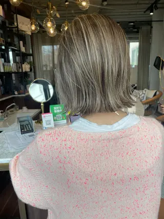 ショート カラー 上品な大人レイヤー 🍀渋谷🍀濱口敬太のヘアスタイル