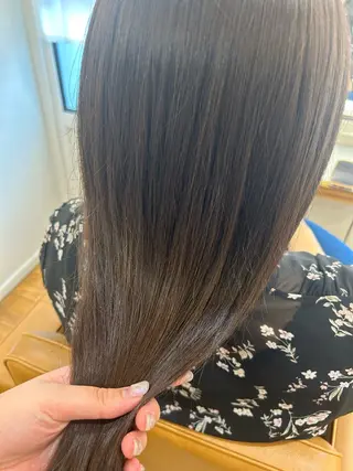 セミロング chiaki .のヘアスタイル