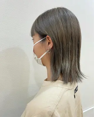 ミディアム カラー 内田温子大人女性 ハイライト、ボブのヘアスタイル