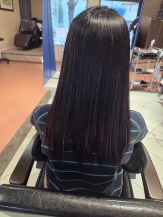 ロング 武鹿野 光江のヘアスタイル