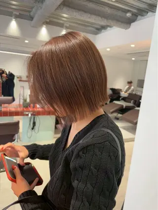 ミディアム kou🌥️レイヤー /艶カラーのヘアスタイル