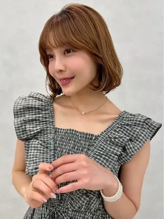 ミディアム 韓国レイヤー🇰🇷 Hiiro💜のヘアスタイル