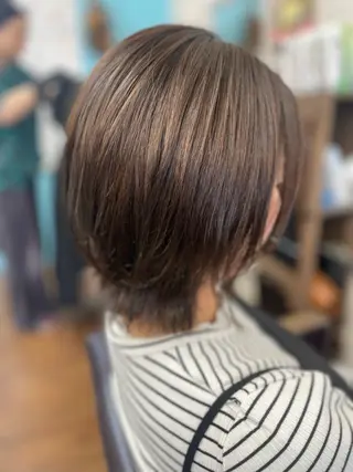 ショート 新井 絵美のヘアスタイル
