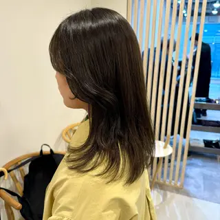 セミロング 松木 花鈴のヘアスタイル