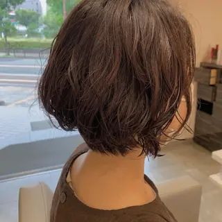 ミディアム パーマ ヘアーエスクールフェイス所属・竹下 実穂のヘアスタイル