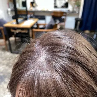 ミディアム カラー UMEDA FIGAROのヘアスタイル