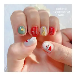 ショート ネイル 👑enen style👑のネイルデザイン