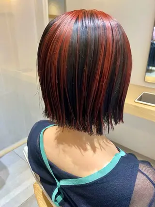 ショート カラー 艶髪🌟髪質改善✨ Zinaヤマダ チサのヘアスタイル