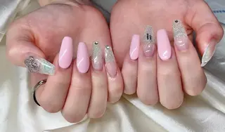 ネイル マツエク・マツパ アイブロウ Nail&eye Belire 新宿のネイルデザイン