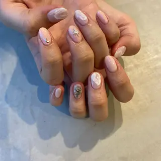 ネイル 鎌田 玲奈のネイルデザイン