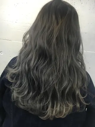 ロング カラー UNDER vr 【アンダーバー】のヘアスタイル