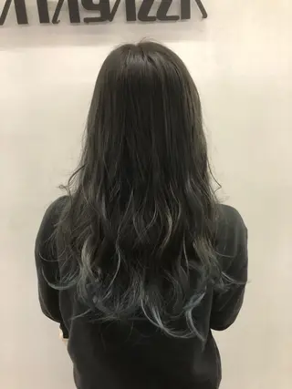 ロング カラー 東條 克義のヘアスタイル