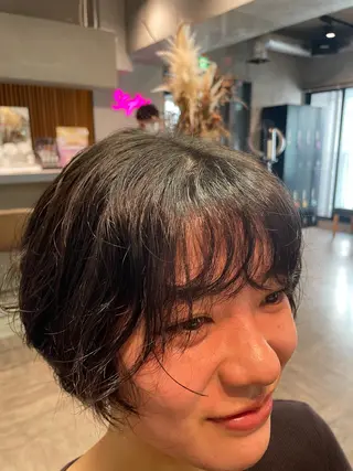 ショート PANOLA下北沢 中川夢菜のヘアスタイル
